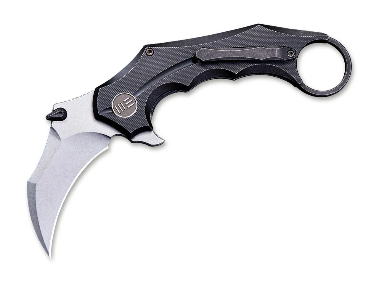 Incisor Black 1 Incisor Black